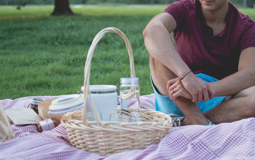 Couples fall outdoor activities recreation picnic Athens Ga